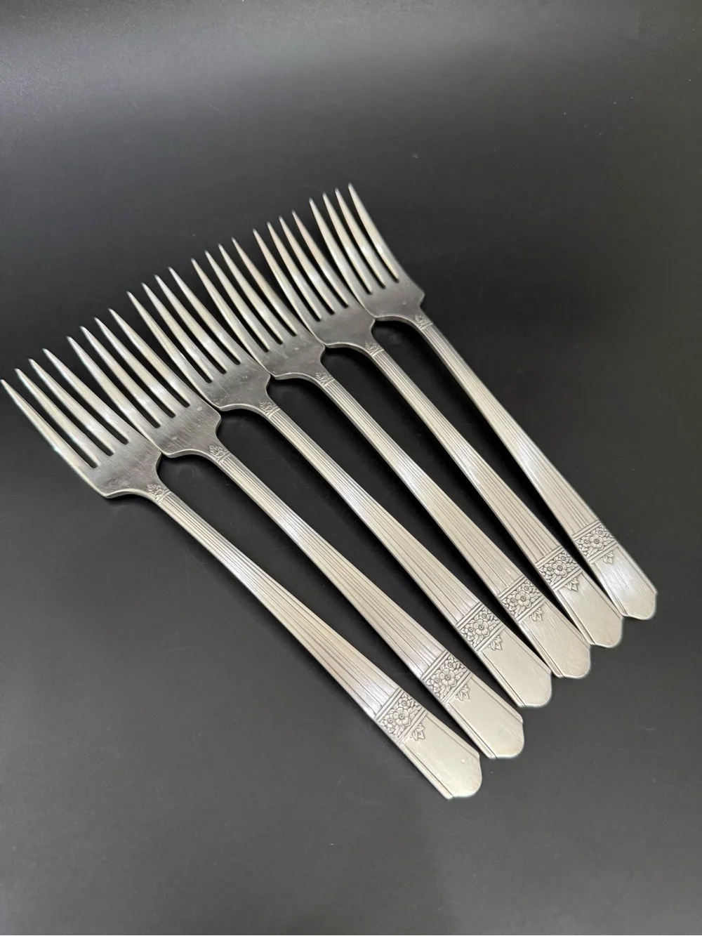 Vintage ONEIDA Simeon & George Rogers Co. Silver Rose Silver-plate Dinner Forks
